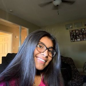 Meet your Posher, Ava